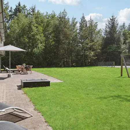 Stunning In With Kitchen *