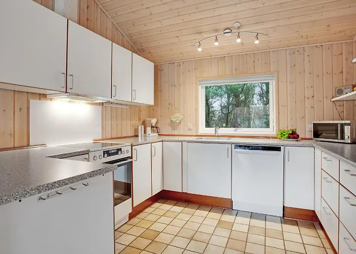 Stunning In With Kitchen Сasa de vacaciones