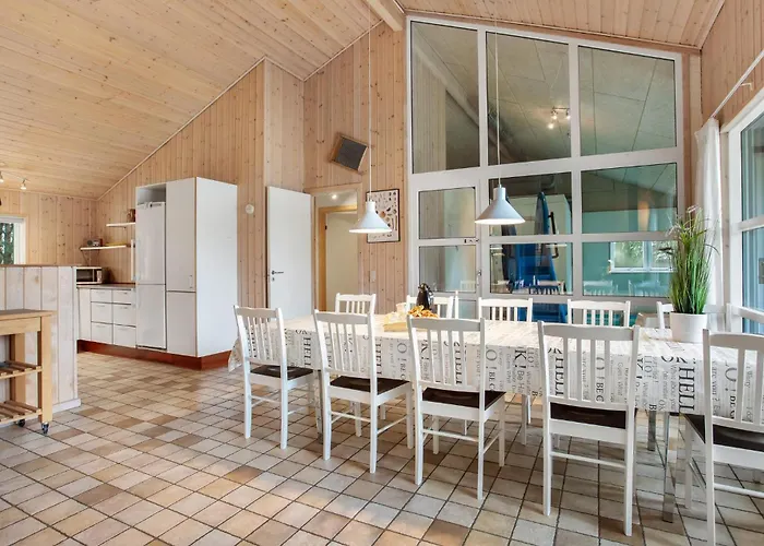 Stunning In With Kitchen Сasa de vacaciones *